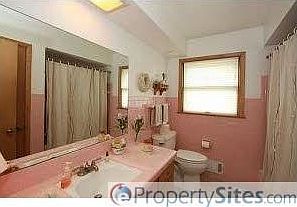4th image of 6508 W Garfield Ave