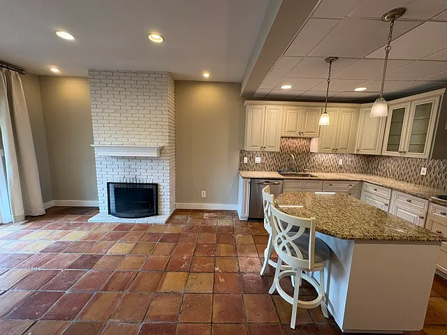 3 bed, 2.5 bath, 1800 sqft, $3,500 — Photo 4
