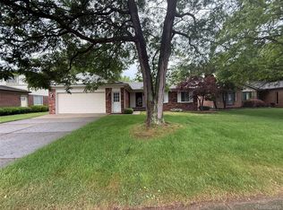 14322 Four Lakes Dr, Sterling Heights, MI 48313