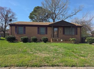 1604 Higgins Ave, Chesapeake, VA 23324