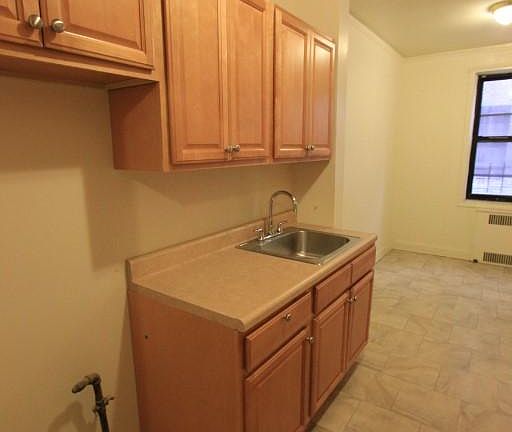 5th image of 4325 43rd St APT 2A