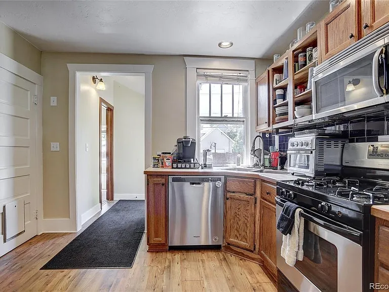 2039 S Williams St — Photo 8