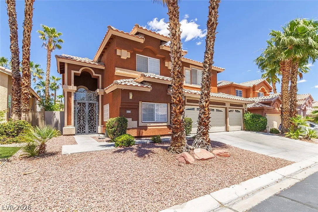 4 bed, 4.0 bath, 3738 sqft, $4,500 — Photo 3