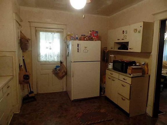 4th image of 435 N Linwood Ave