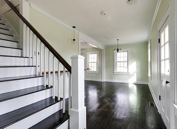 4th image of 600 Rex Ave