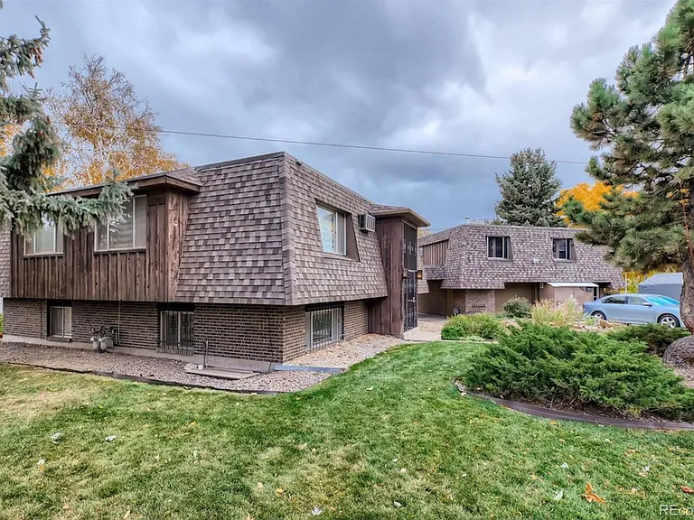 1004 S Arbutus St #1004 — Photo 18