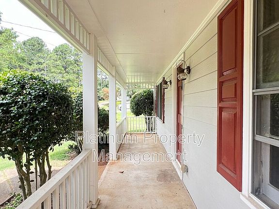 2nd image of 2261 Seedling Ln