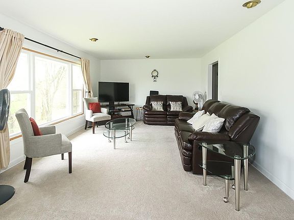 2nd image of 28461 W Kelsey Ct