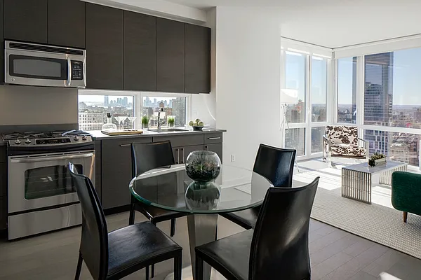 Rented by Bozzuto Management | media 27