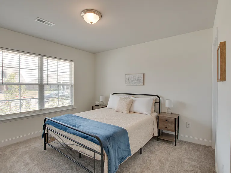 200 Abercorn Dr — Photo 19