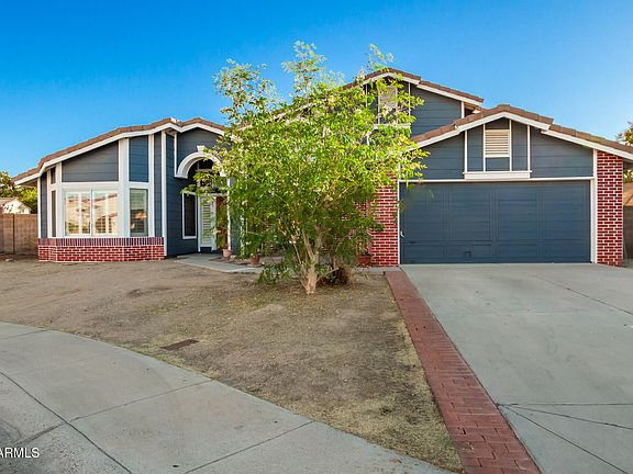 3rd image of 5595 W MERCER Lane