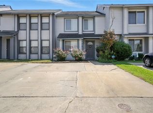 714 Quesnel Dr, Virginia Beach, VA 23454