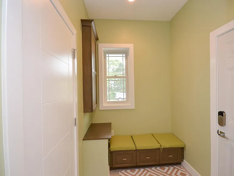 10023 Clue Dr — Photo 4