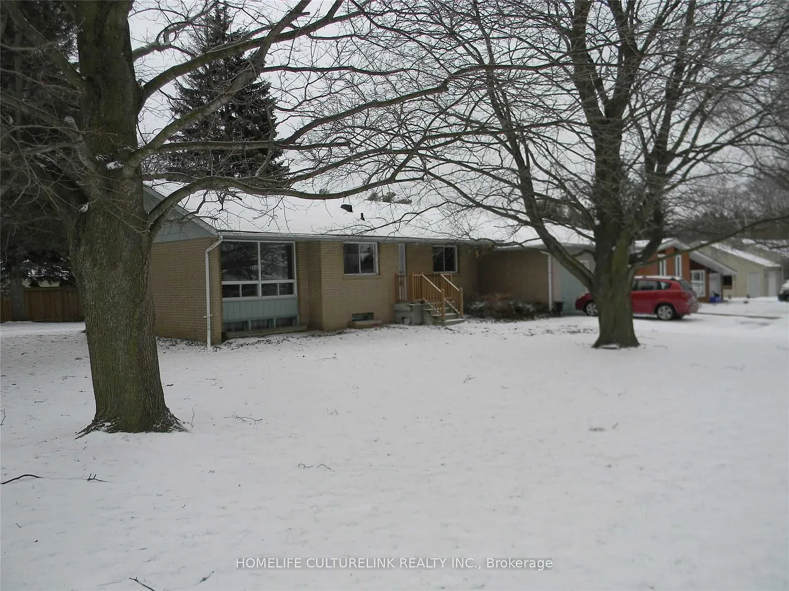 3 bed, $2,825 — Photo 2