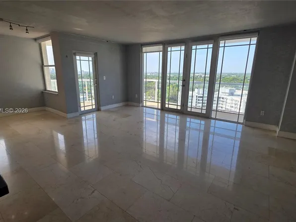 1351 NE Miami Gardens Dr #Penthouse 15e, Miami, FL 33179