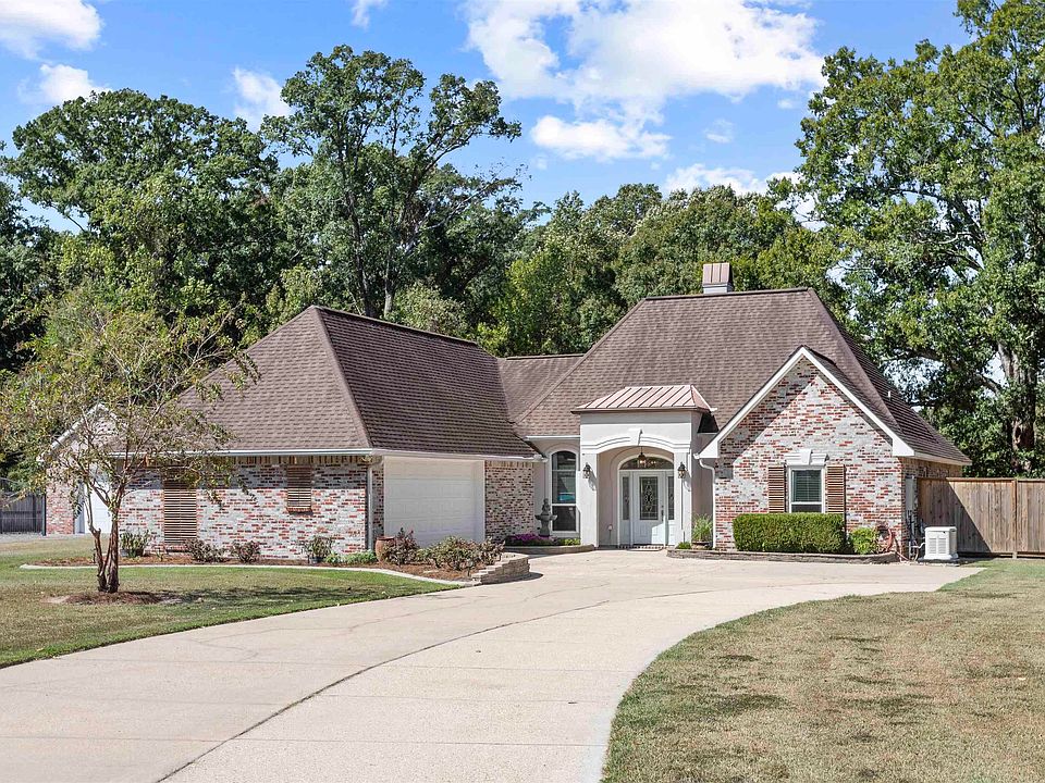 1st image of 510 W Meadow Dr