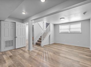 318 10th St, Newtonville, NJ 08346