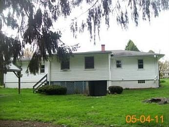 3rd image of 1304 Brentwood Dr