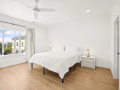 3 bed, 3.5 bath, 2300 sqft, $4,500 — Photo 3