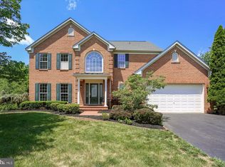 16924 Hillard St, Poolesville, MD 20837