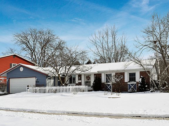 2nd image of 3935 Lexington Dr