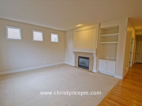 4th image of 308 239th Way SE