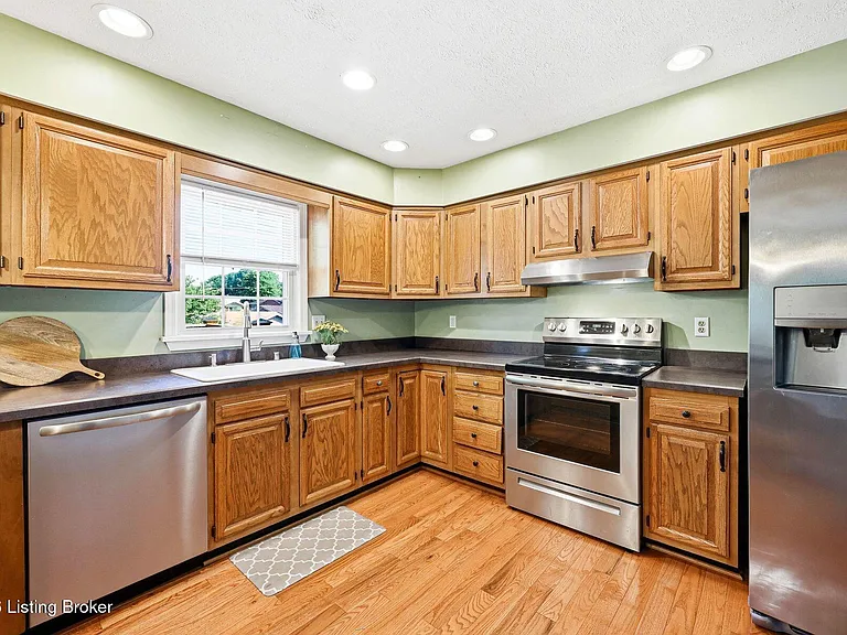 3605 Birnamwood Ct — Photo 14