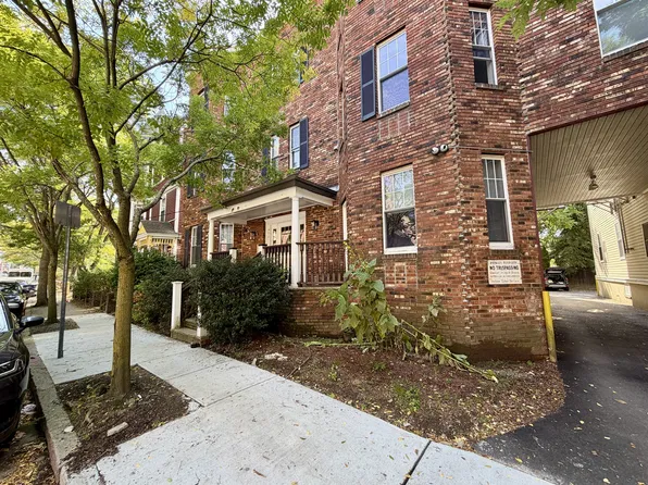 466 Green St, Cambridge, MA