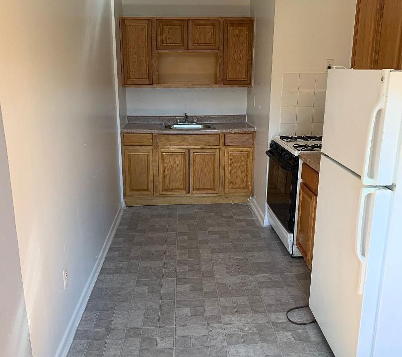 1st image of 7000 N Broad St APT 208