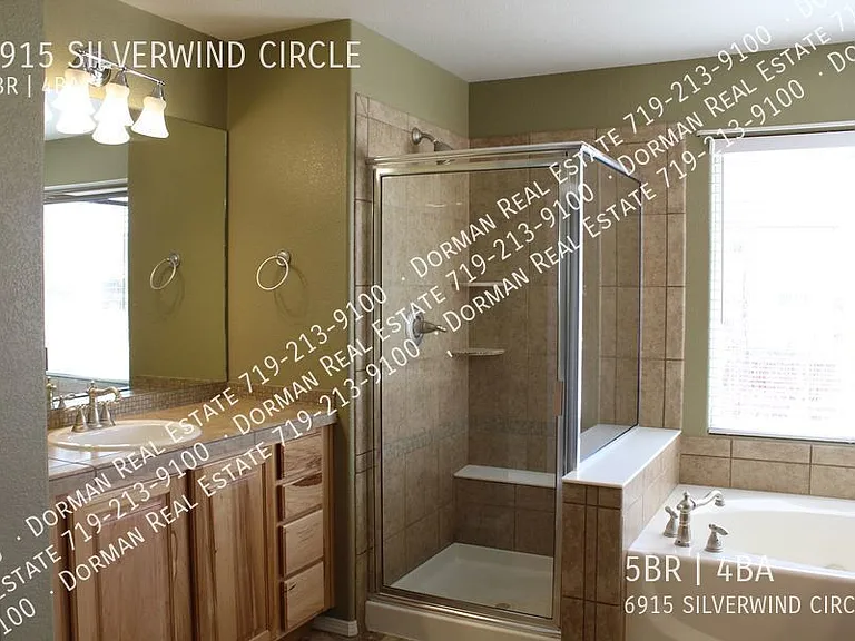 6915 Silverwind Cir — Photo 27