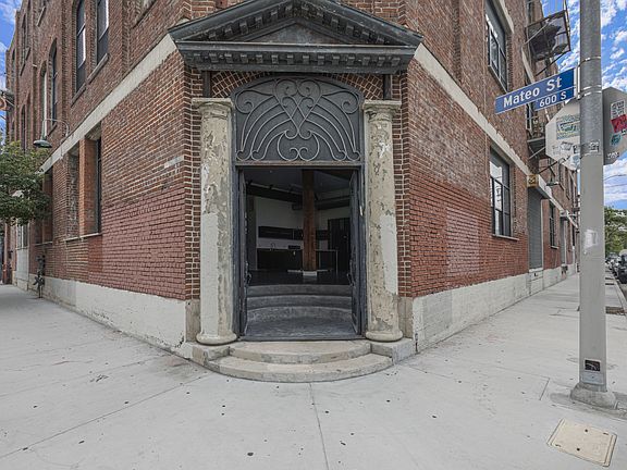 5th image of 652 Mateo St #205