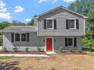 1226 Old Apex Rd, Cary, NC 27513