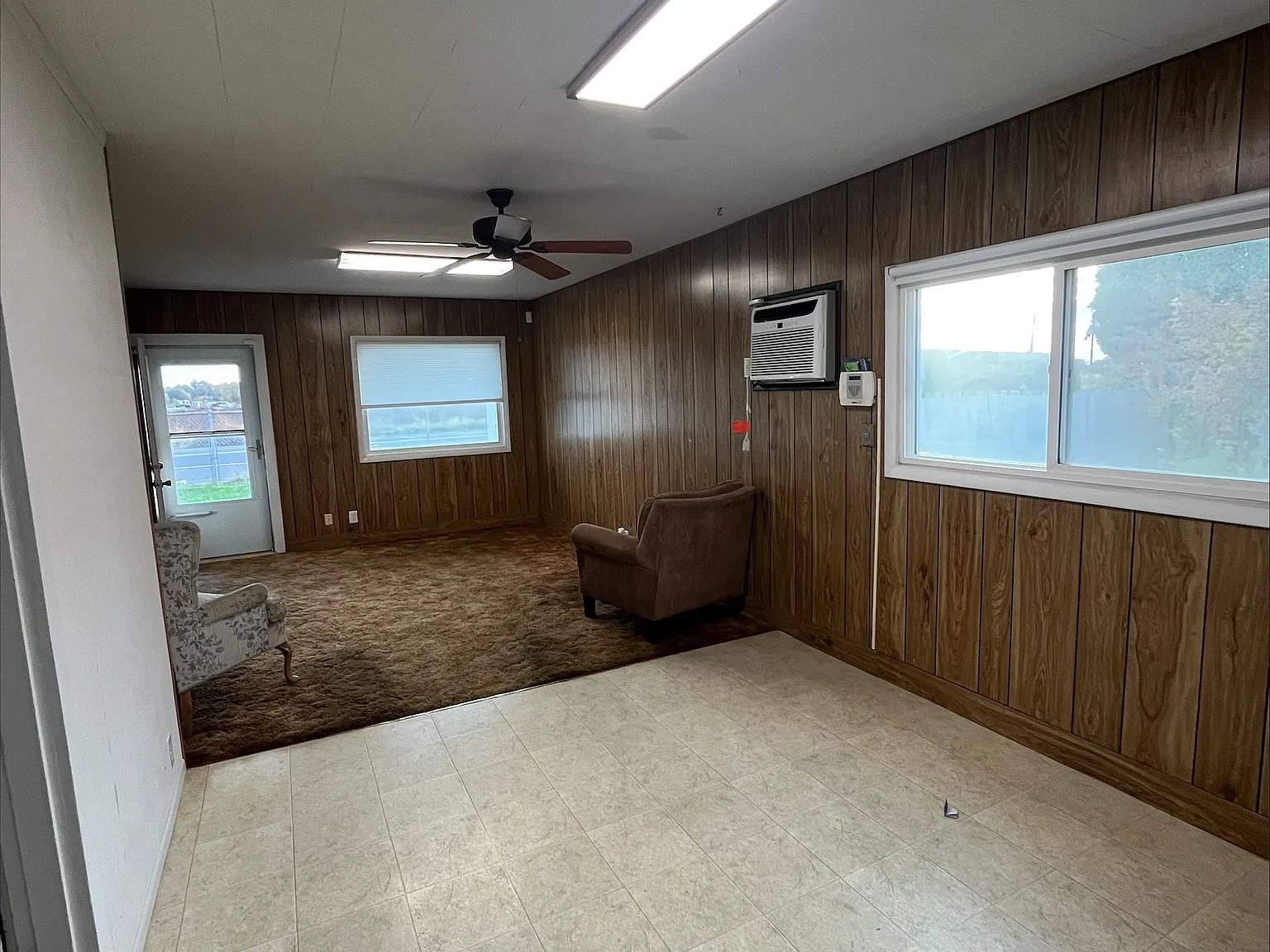 4 bed, 1056 sqft, $1,700 — Photo 2