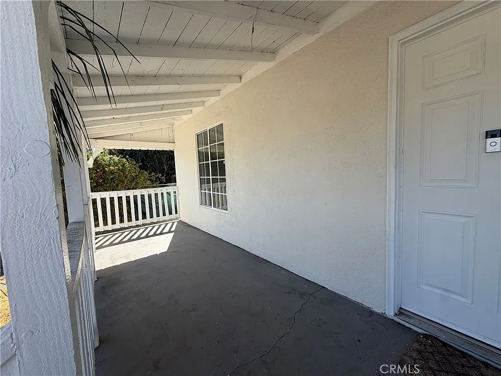 2 bed, 825 sqft, $2,800 — Photo 2