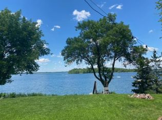 24 W Lake St, Waconia, MN 55387