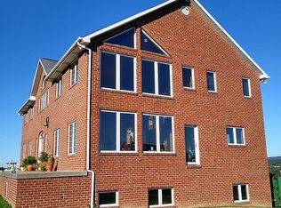 1346 Bair Hill Rd, Mount Pleasant, PA 15666