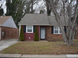 315 Pond View Ln, Bear, DE 19701