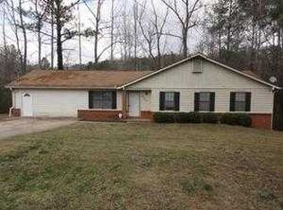 627 Utoy Cir SW, Atlanta, GA 30331