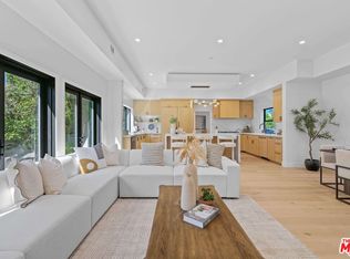 1737 Warnall Ave, Los Angeles, CA 90024