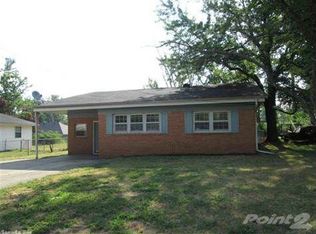 1020 Pioneer Rd, Searcy, AR 72143