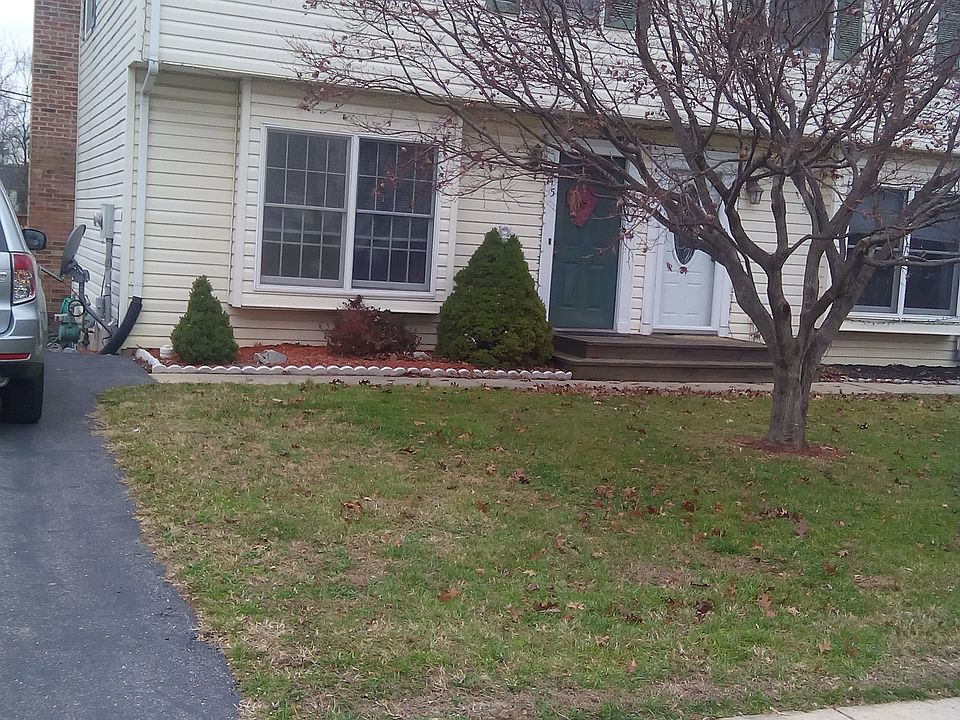 1st image of 645 Westwood St