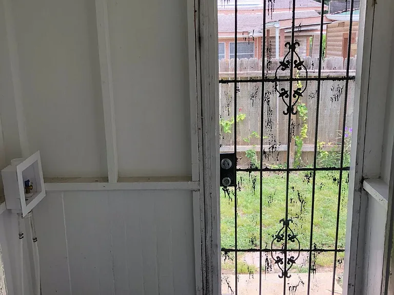 1132 W Cavalcade St — Photo 30