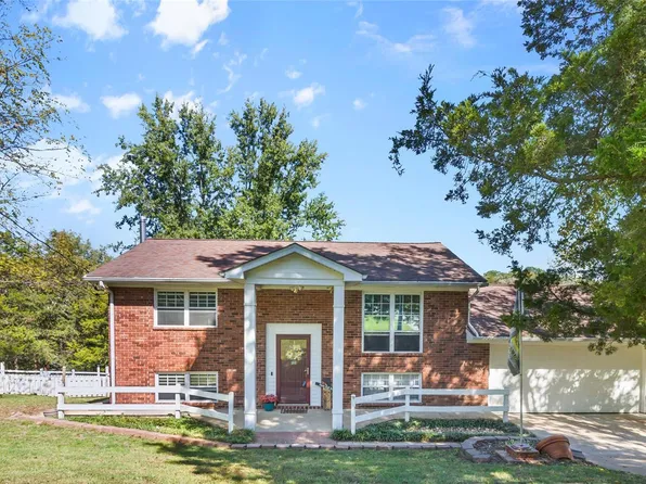 3660 W Lakeview Dr, House Springs, MO 63051