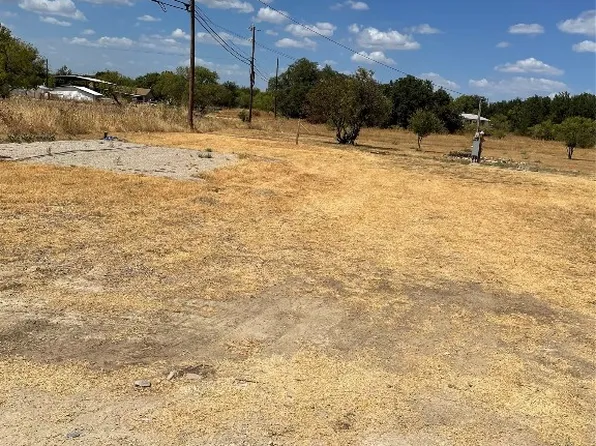 6940 Monaghan Dr, Brownwood, TX 76801