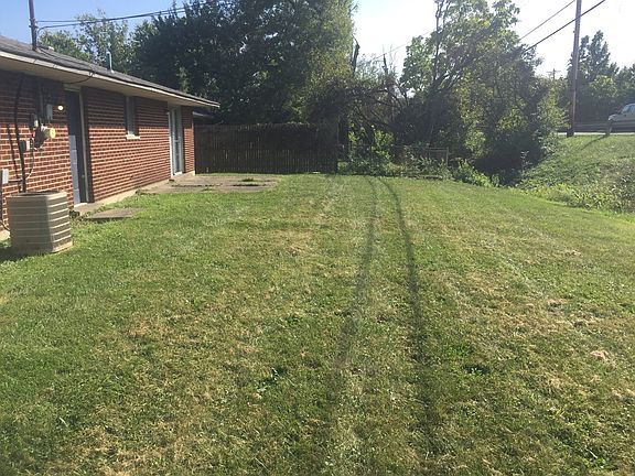 2nd image of 11876 Algiers Dr