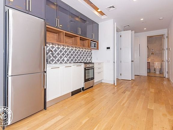 4th image of 41-21 28th St #6G
