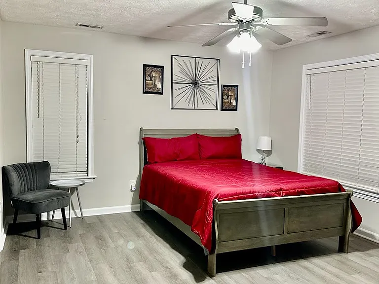 1710 Renwick Dr #204 — Photo 3