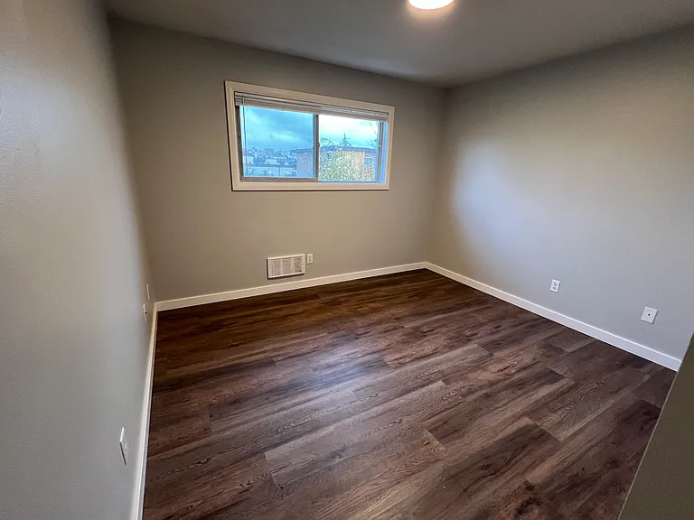 1016 6th Ave N #301 — Photo 15