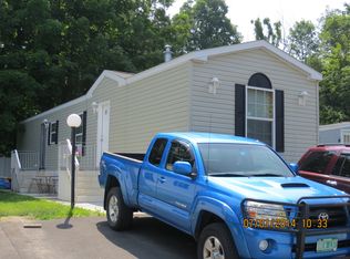 13 Carver St, Bennington, VT 05201