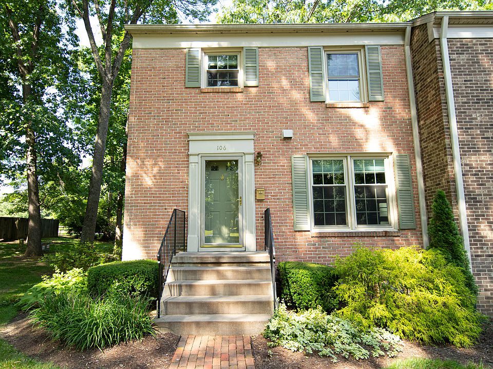 1st image of 106 Canterbury Ct